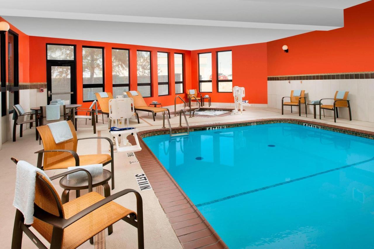 Courtyard By Marriott Wichita Falls Dış mekan fotoğraf