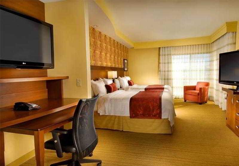 Courtyard By Marriott Wichita Falls Oda fotoğraf